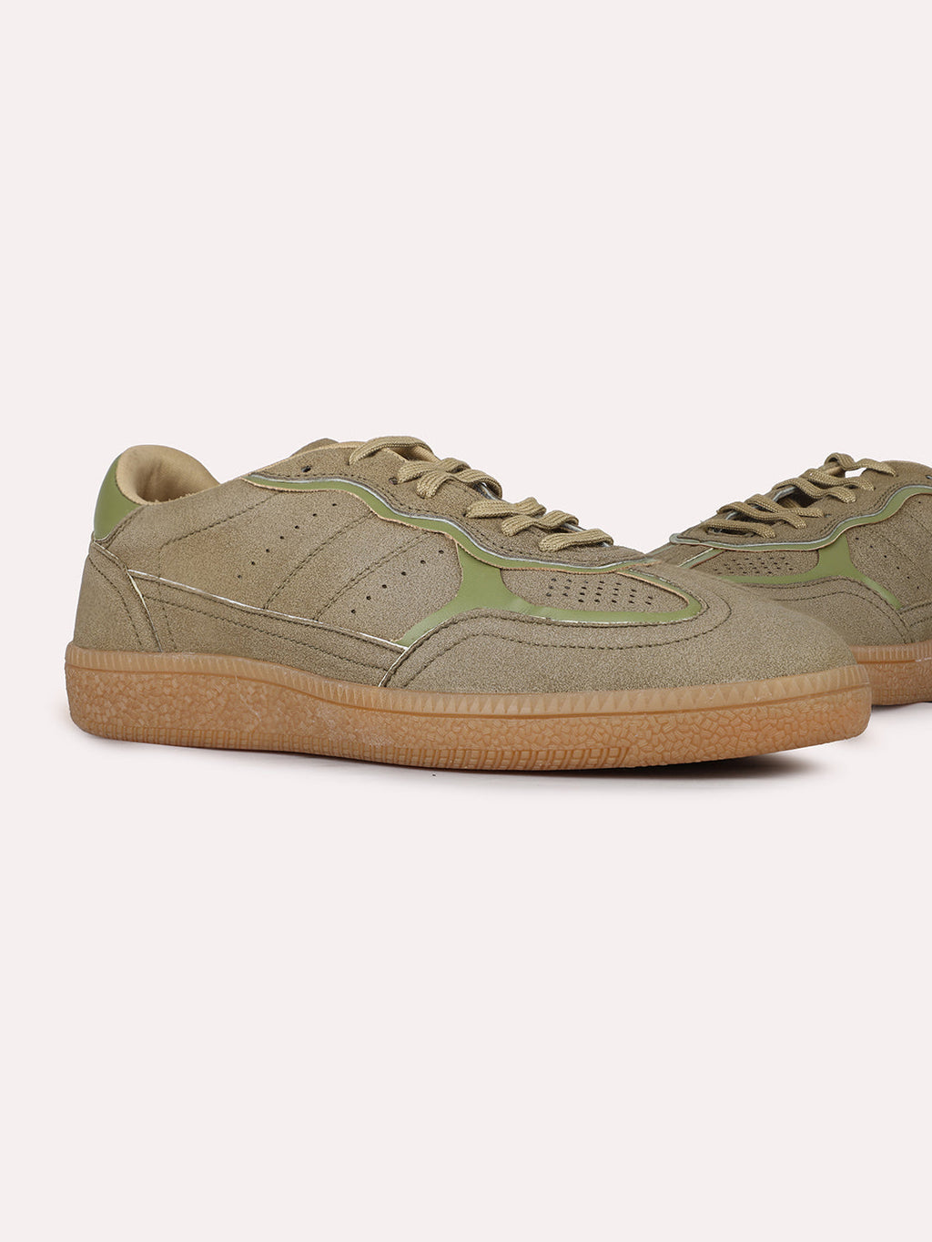 Women Green Casual Solid Pattern Pointed Sneakers