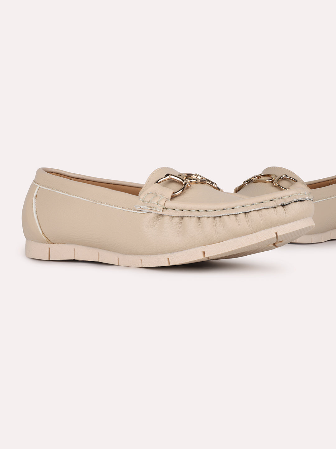 Women Beige Casual Solid Pattern Pointed Loafers
