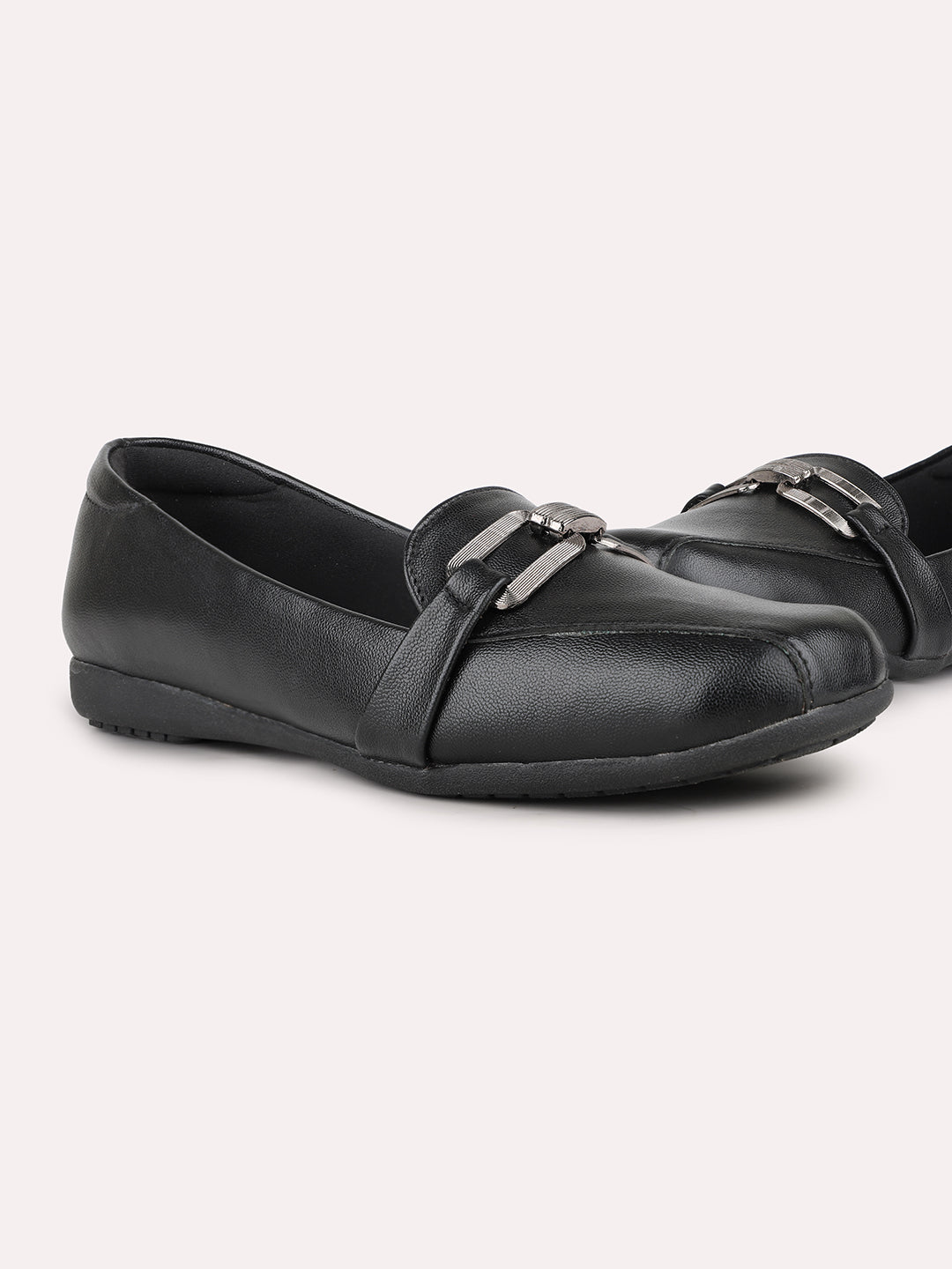 Women Black Casual Solid Pointed Pumps